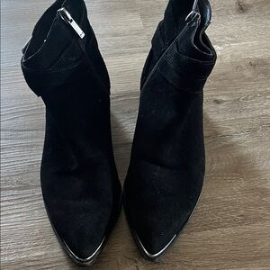 Elegant Black Ankle Boots
